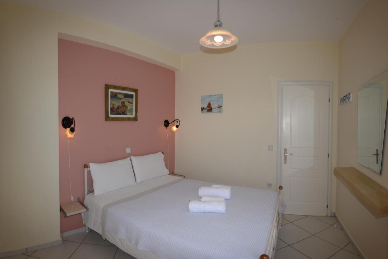 Villa Alex Ríza Екстериор снимка
